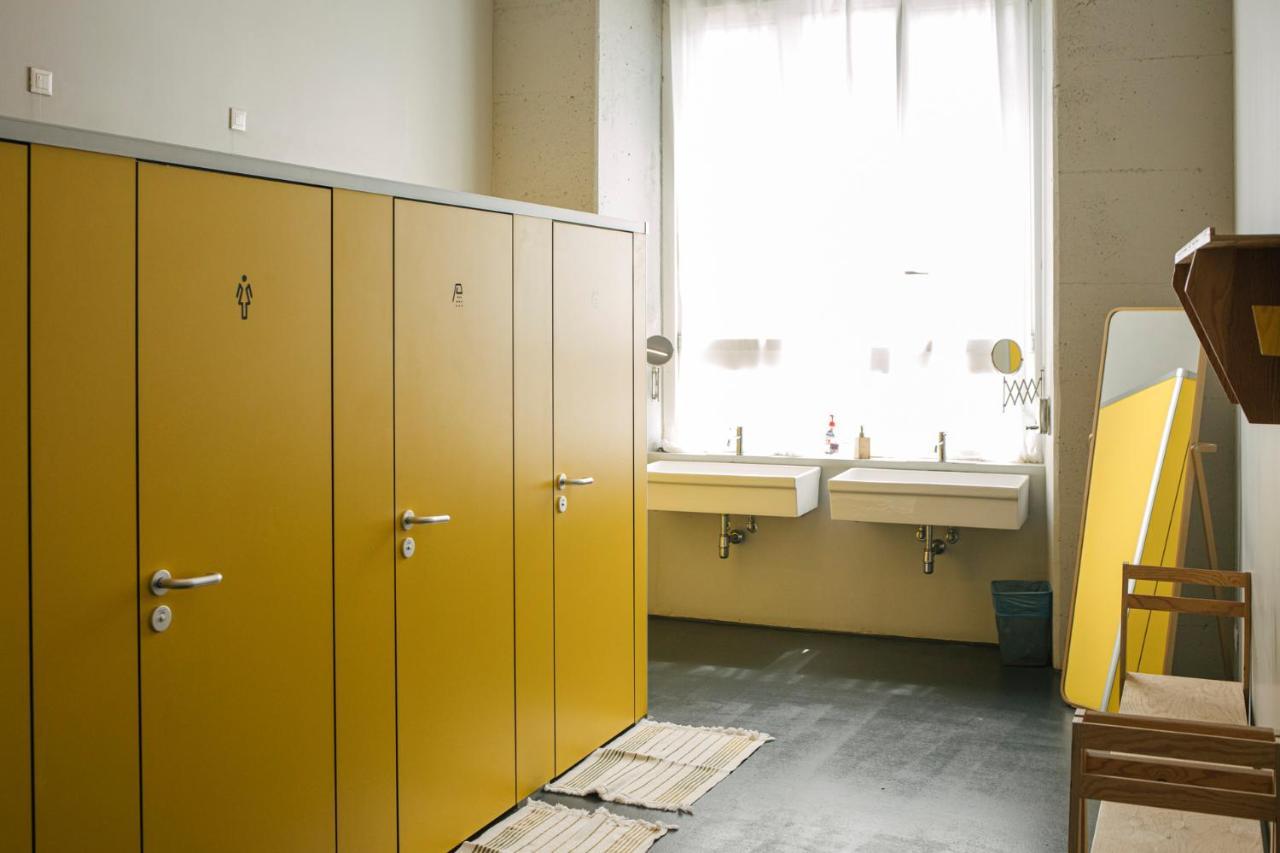 Casabase Vandrarhem Milano Exteriör bild