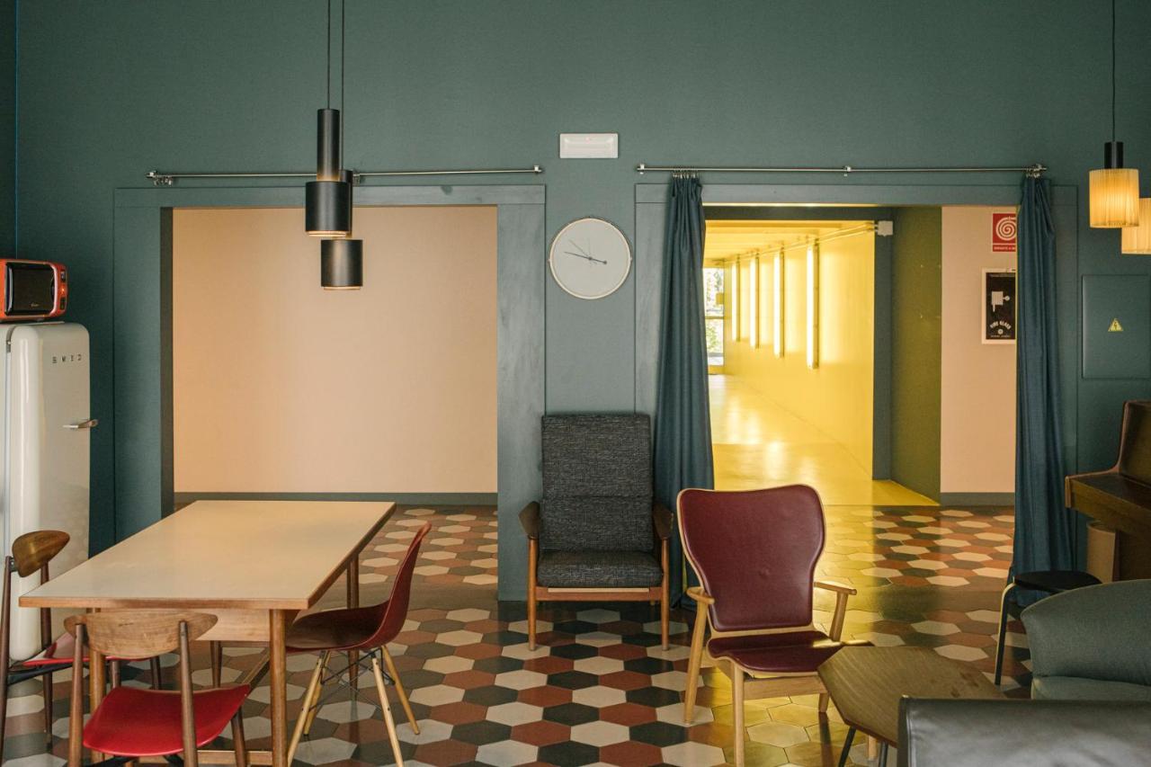 Casabase Vandrarhem Milano Exteriör bild
