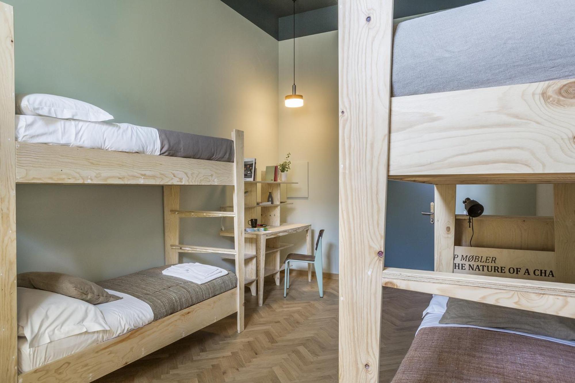 Casabase Vandrarhem Milano Exteriör bild